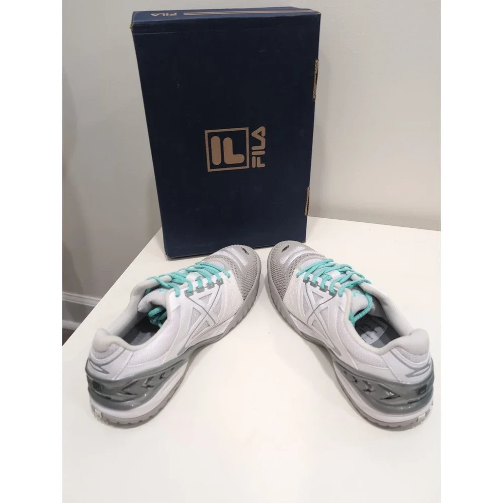 NWB FILA Cage Delirium Sneakers Tennis Shoes Women's White/Aqua Sz. 9.5
